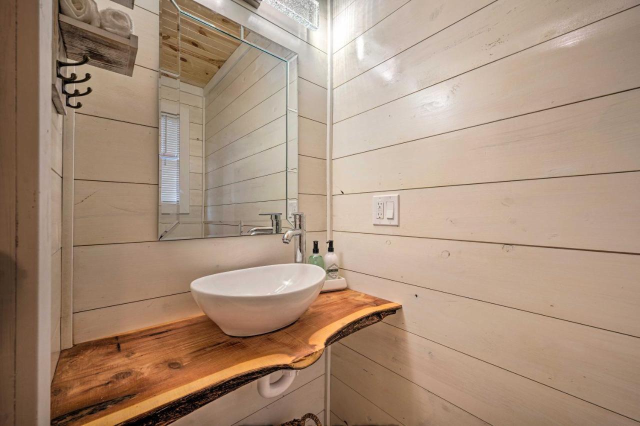 Romantic Broken Bow Cabin With Jacuzzi And Fire Pit! Екстер'єр фото